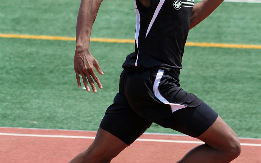 Humphreys' Tevijon Williams heads down the stretch during Saturday's Korea district track and field finals. The freshman finished first in the 100, 200 and 400 and is currently second in the Pacific in the 100.