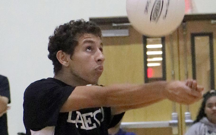 Daegu's Aleiandro Miller bumps the ball against Humphreys during Wednesday's Korea boys volleyball match, won by the Blackhawks in five sets.