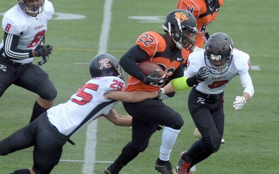 Running back Deirre Lismon and the Hansen Outlaws were leading the regular season at 3-0 when play in the U.S. Forces Japan-American Football League regular season was suspended due to coronavirus concerns.
