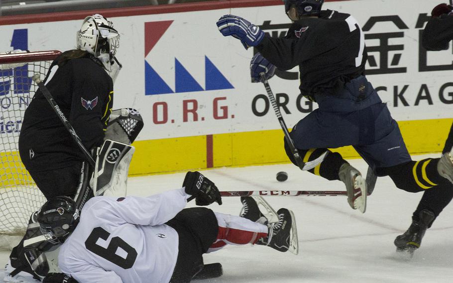 Hockey action between Army and Navy teams at Verizon Center in Washington, D.C., Dec. 5, 2016.