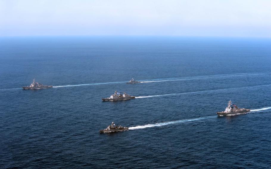 U.S. ships deployed from Yokosuka Naval Base, Japan, in formation with ships from the South Korean navy during Foal Eagle 2013, March 21, 2013.