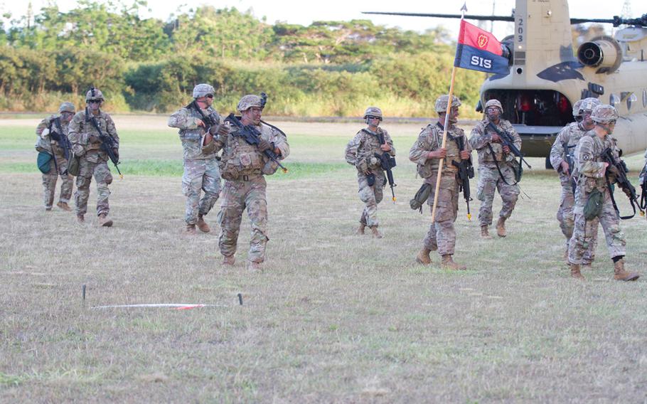 Soldiers from Hawaii's 25th Infantry Division train at Dillingham Airfield, Oahu, July 30, 2019. 
