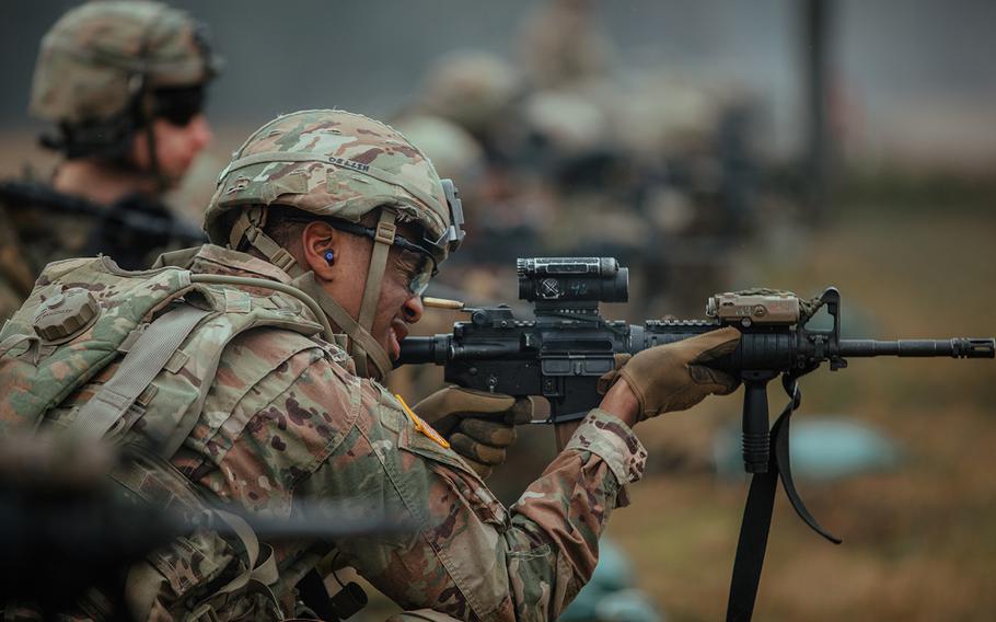 A U.S. soldier assigned to the Kronos Troop, 3rd Squadron, 2nd Cavalry Regiment conducts an M4 rifle weapon qualification training in support of NATO's enhanced Forward Presence Battle Group Poland in Bemowo Piskie, Poland, Jan. 28, 2020. 
