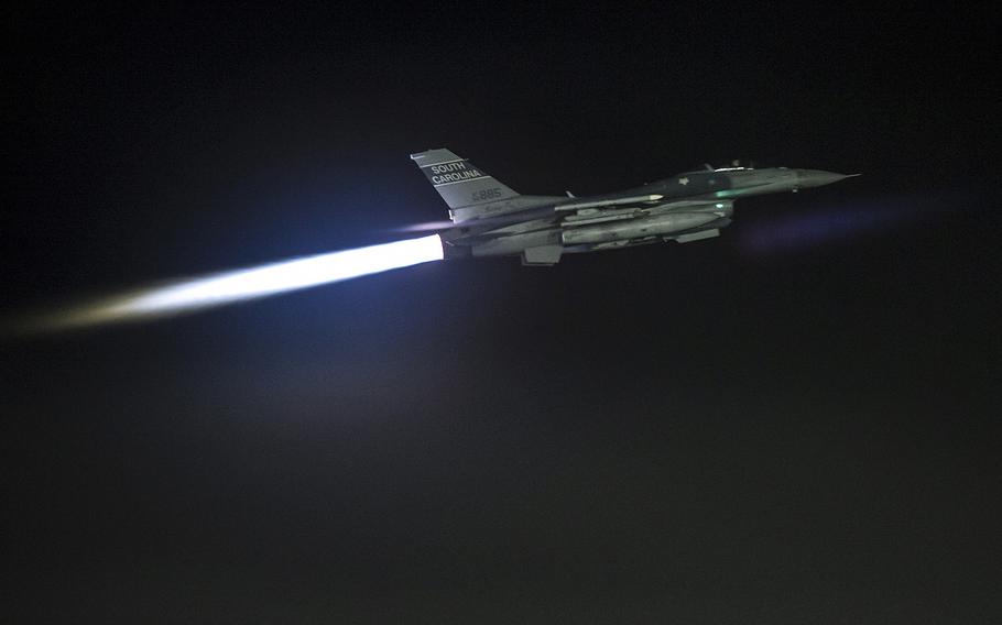 A South Carolina Air National Guard F-16 from the 169th Fighter Wing at McEntire Joint National Guard Base, S.C., takes part in a training mission as part of Operation Atlantic Resolve at Lask Air Base, Poland, on May 28, 2015. The training mission pairs F-16 pilots and maintenance crews with their Polish Air Force counterparts.