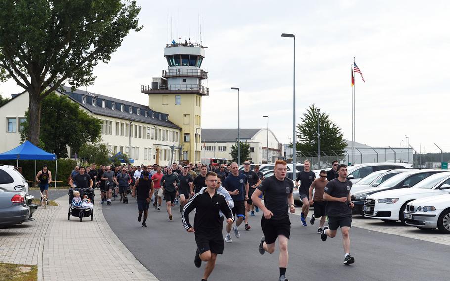 Soldiers, veterans and families begin the Windy 25 5K run, at Ansbach, Germany, Sept. 6, 2019. 