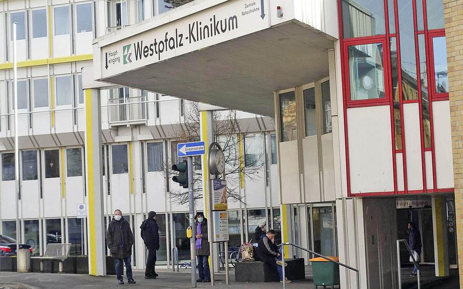 A German employee who works for the 21st Theater Sustainment Command in Kaiserslautern died at the  Westpfalz Klinikum on Saturday from COVID-19, the command announced Monday.