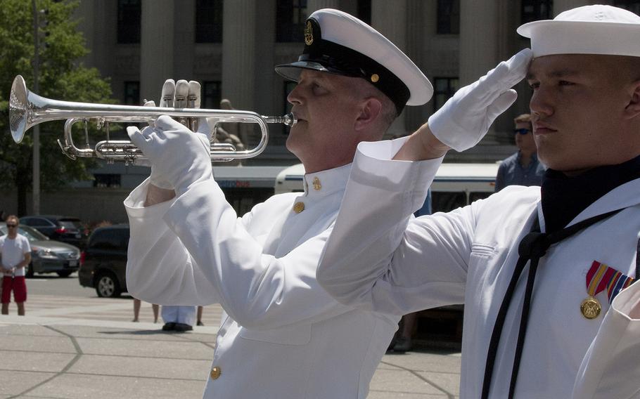 A Memorial Day ceremony at U.S. Navy Memorial in Washington, D.C., May 26, 2014.
