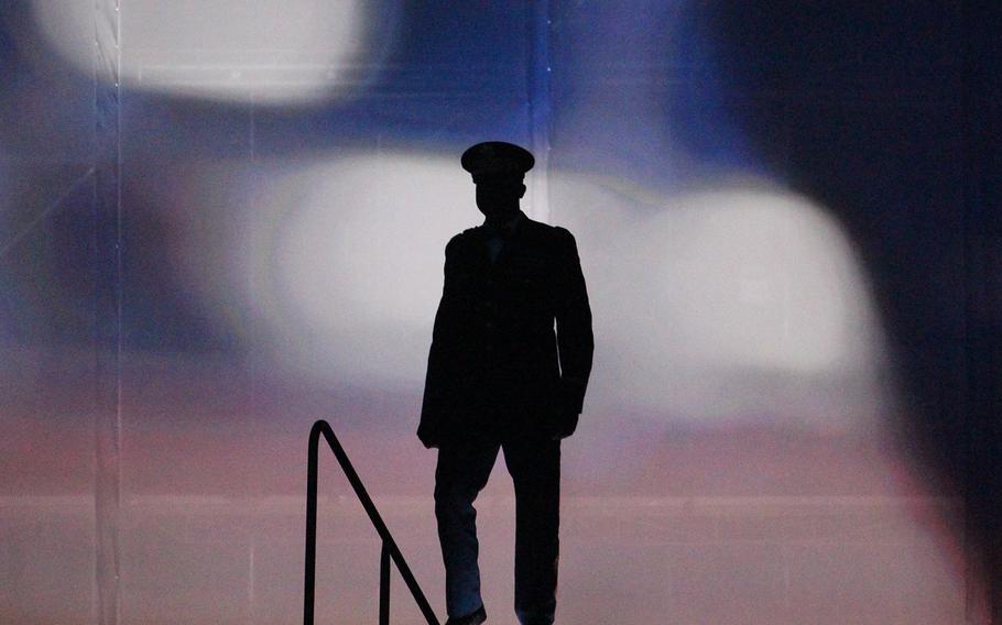 U.S. team captain Will Reynolds enters the Wide World of Sports Complex in Kissimmee, Fla. on Sunday, May 8, 2016, during the opening ceremonies of the 2016 Invictus Games.