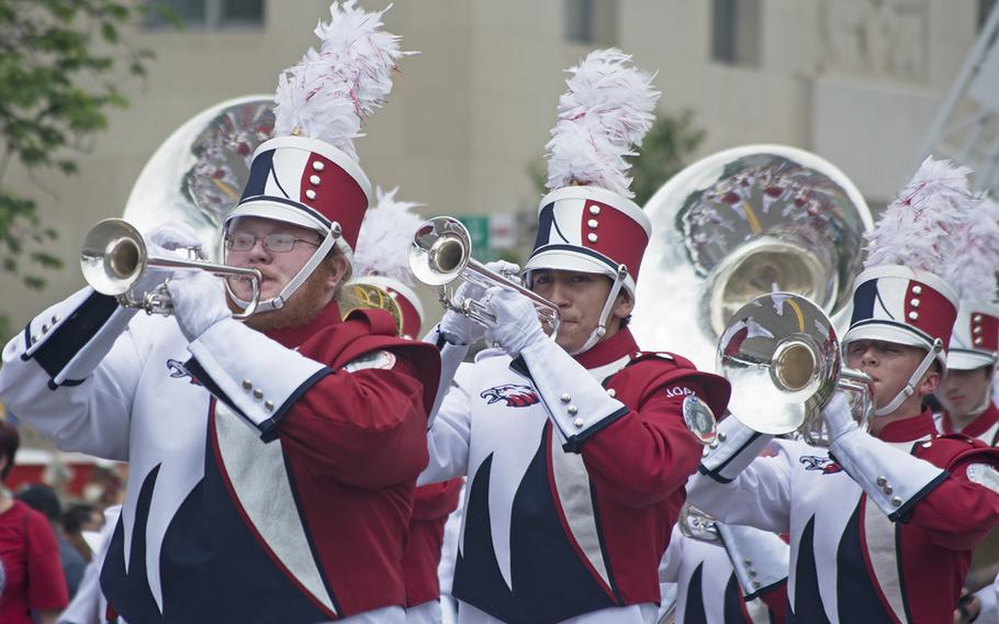 Marchers in the 2016 Memorial Day Parade.