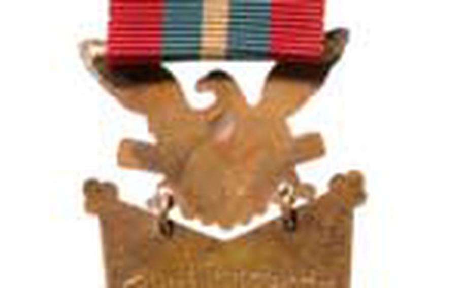 With an asking price of more than $3,200, a Medal of Honor — given to Pvt. Thomas Kelly in 1899 for his actions during the Spanish-American War — is listed online by a German auction house in a catalogue of more than 900 items described as “International Orders and Military Collectibles.” 