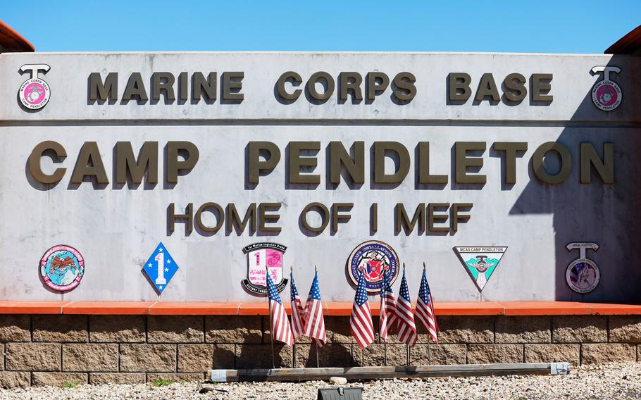 A sign to a U.S. military base.