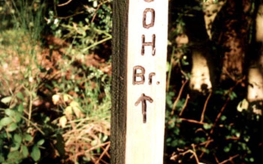 A marker on the trail to Poohsticks Bridge, one of the highlights of Ashdown Forest.