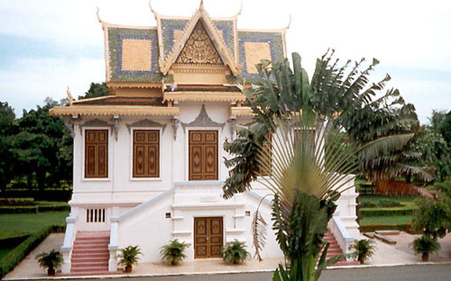 The grounds of the Royal Palace have Khmer architecture along with elements of its French influence.