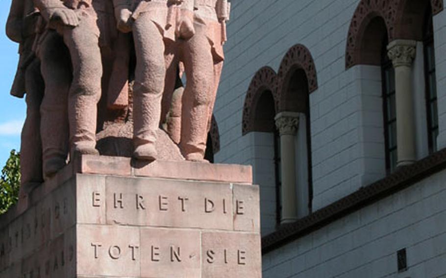 The War Memorial to the Fallen 23rd (das Kriegerdenkmal) stands beside Corn Hall and honors the nearly 4,000 soldiers of the regiment who died during World War I.
