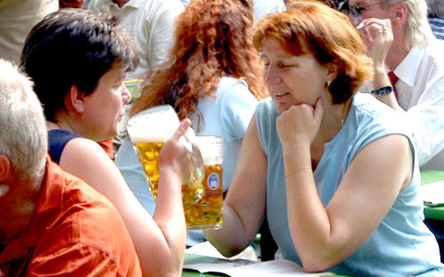 The beer garden at the Chinese Tower in Munich&#39;s English Garden is one of the city&#39;s most popular.