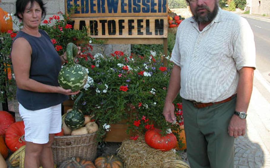 Carol and Andreas Pauly of Düllstadt started their pumpkin business six years ago. It has since become a popular field-trip destination for German and American youngsters who visit the pumpkin field to choose one for themselves.