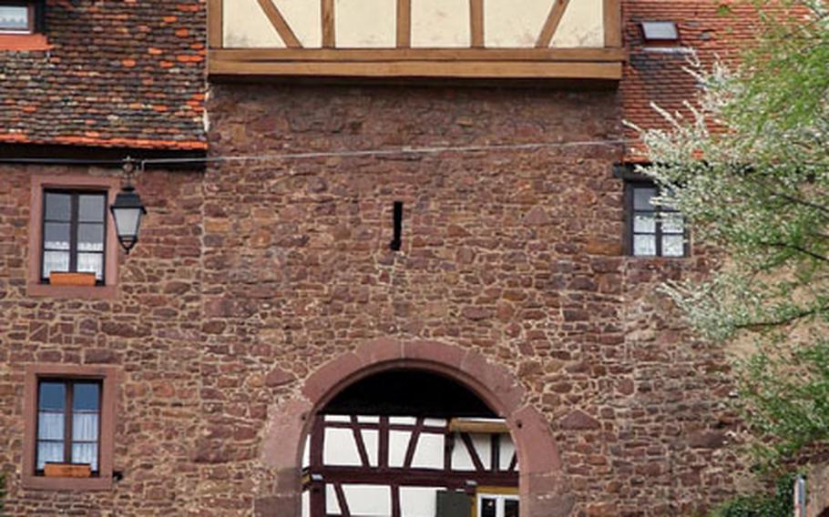 The Dilsberg gate tower leads vistors into the old town.