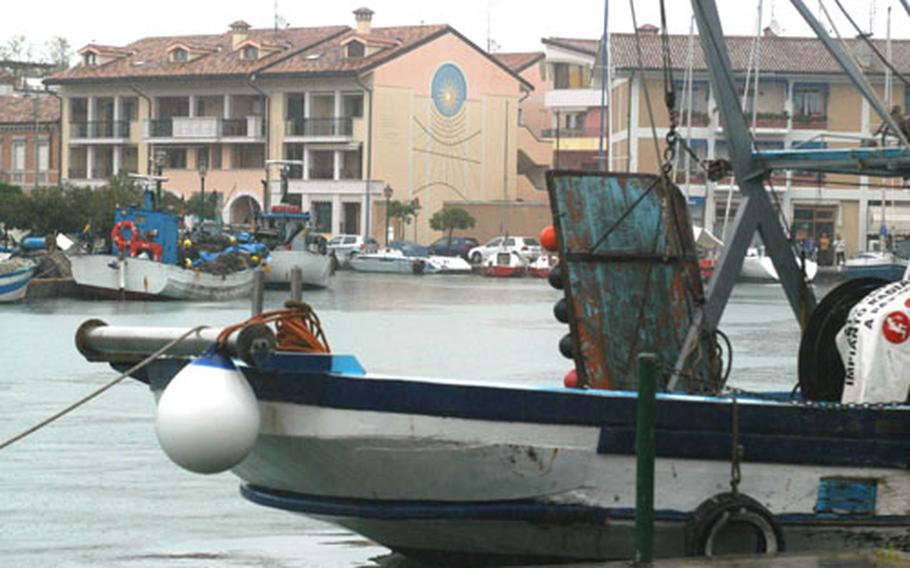 Tourism is important to Grado. But the city has relied for centuries on its fishing industry and that&#39;s still an important part of the economy today. Sight-seeing trips of the surrounding lagoon and other areas are also available by boat during the summer.