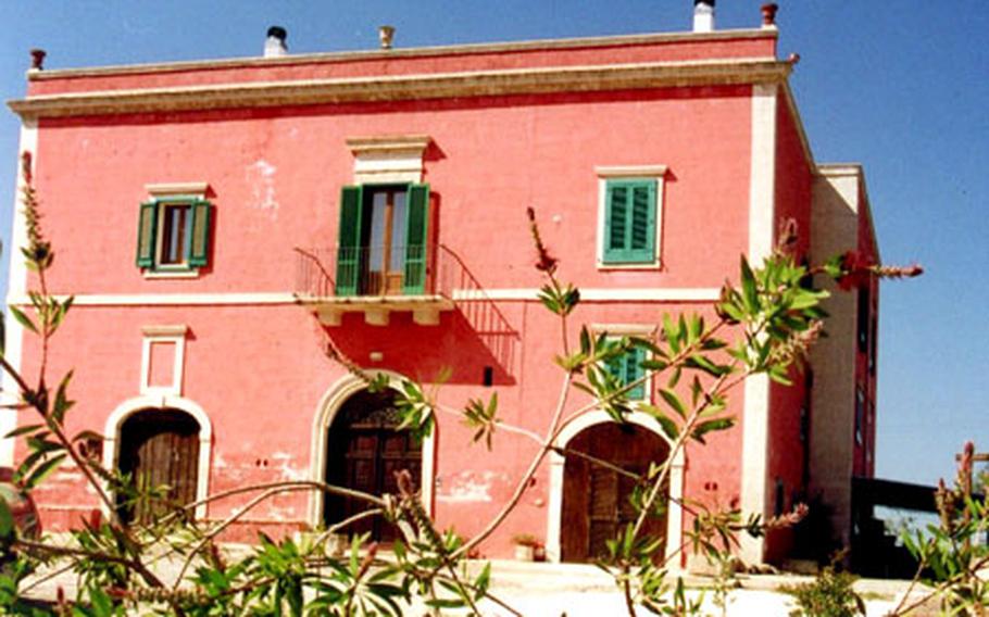 The Masseria Curatori is an imposing structure dating to the 17th century. It is surrounded by gardens, olive trees and fields.