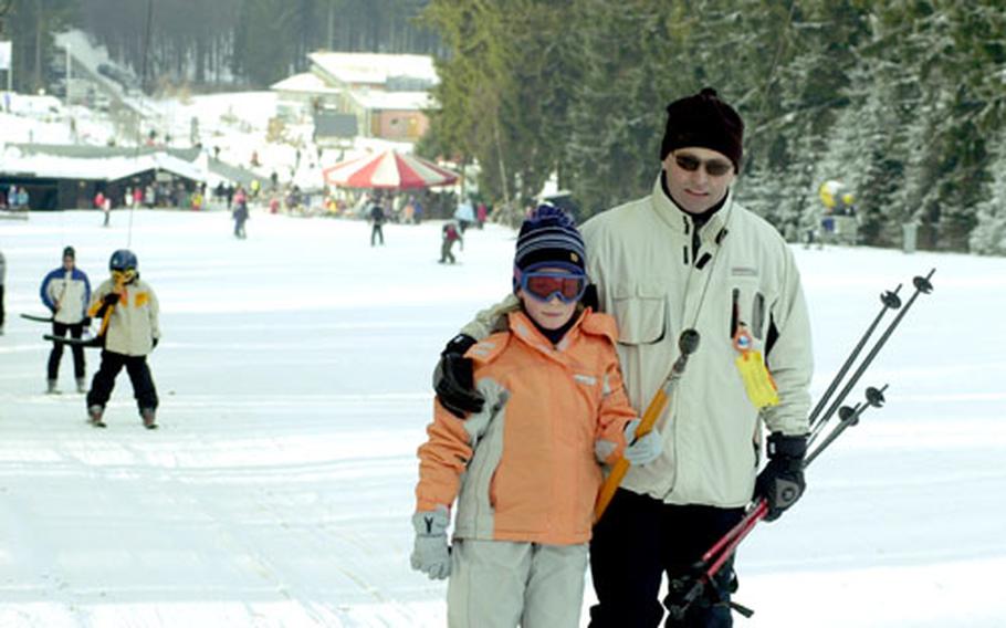 Unlike some Alpine resorts, Erbeskopf is family friendly, with lots of people having a family day out on the snow either skiing or sledding.
