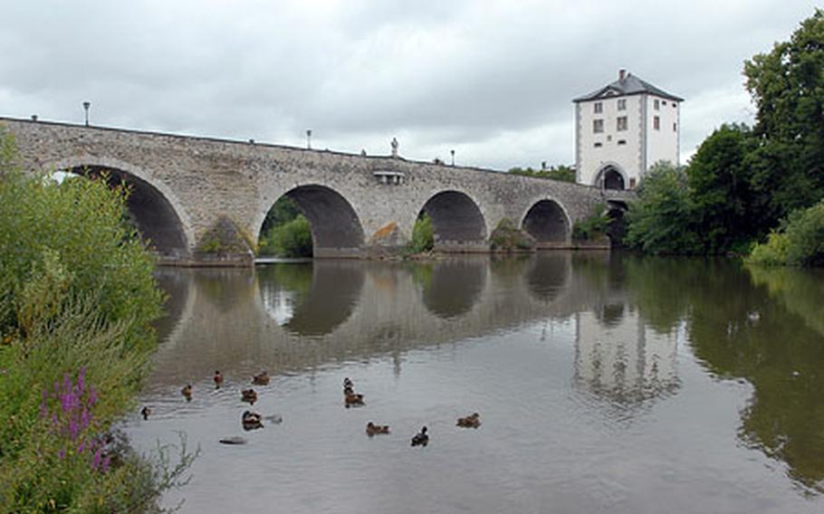 The Alte Lahnbrücke, or Old Lahn Bridge, is built of stone and dates to the 14th century. Partly destroyed in World War II, it was rebuilt in 1946-47.