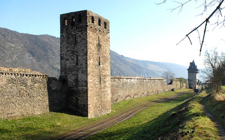 One of the two Michelfeld towers and the Kuhhirtenturm, two of the 16 towers still standing of 21 that once ringed the town.