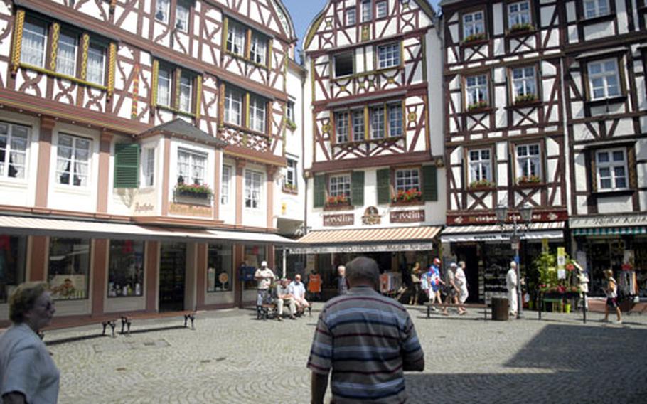 The half-timbered buildings, with ground-floor shops selling local wines and knickknacks, give Bernkastel its attrative look and old-time feel.