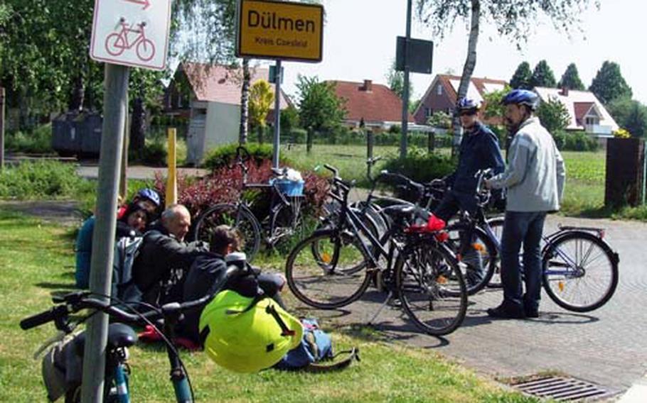 Cyclists take a break along one of the well-marked trails. There are many marked routes in Münsterland, including the 575-mile long “100 castles route.”