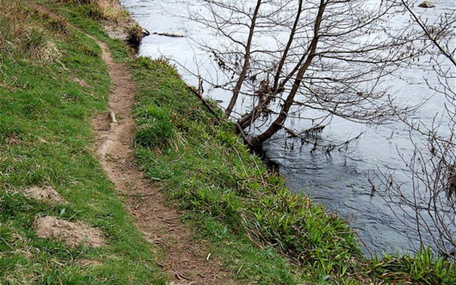 The usual practice along the River Spey is to cast and then continue down the footpath. During peak season, the pathway will become crowded. The river is well known for its salmon and trout.
