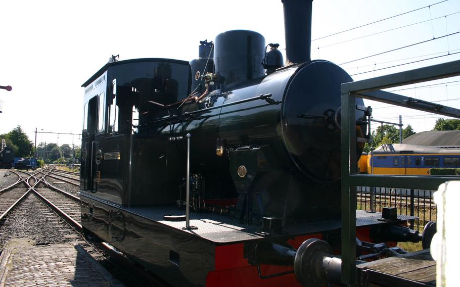 Steam locomotive 26, built in the 1920s, pulls the steam train and is a registered Rail Monument in the Netherlands.