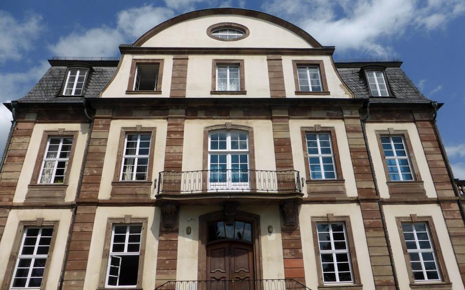 The Schlosschen, or Little Palace, in Blieskastel was built in the late 18th century and is one of the best examples of the town's baroque architecture. Today it is used as a school.