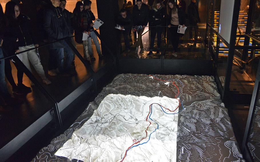 Images projected on the topography of the Verdun battlefield show how the front lines changed over the course of the battle.