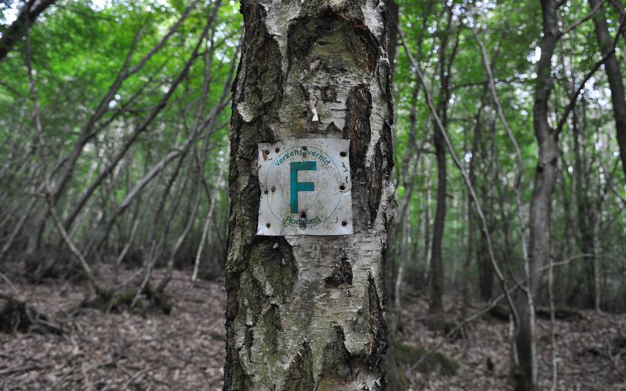A sign marks the Felsenwanderweg trail that loops around the forest town of Rodalben. The trail is well-marked, but a good trail map is helpful in navigating the 27-mile loop.