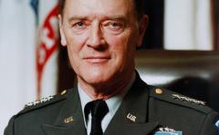 Retired Gen. Frederick Kroesen, former commander of U.S. Army Europe, died April 30, 2020, at 97.
